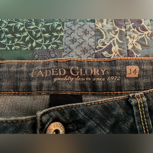 Faded Glory Denim Shorts Women's Size 14 - Picture 3 of 8